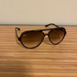 Ray Bans Cats 5000 Classic sunglasses